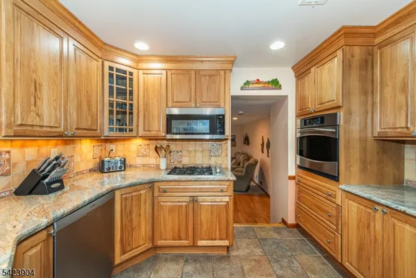$899,900 | 3 Overbrook Road, Randolph, NJ 07869