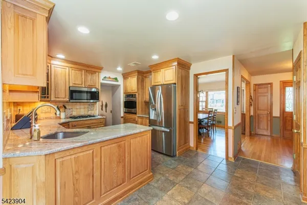 $899,900 | 3 Overbrook Road, Randolph, NJ 07869