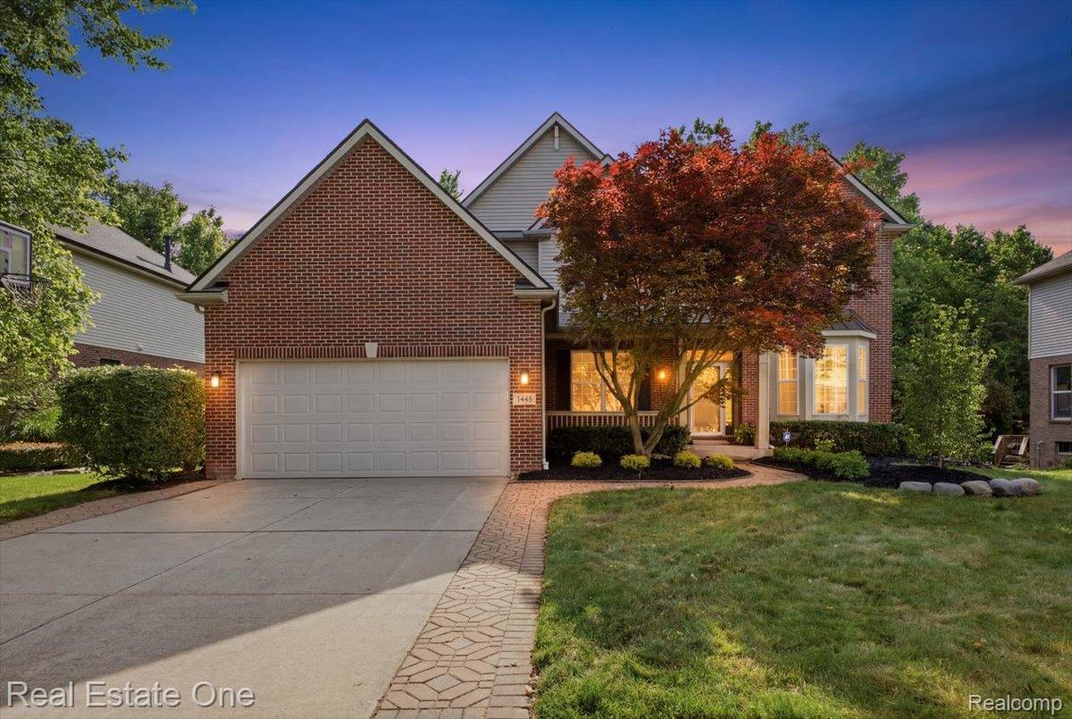 3465 Everett Drive Rochester, MI 48307 - Photo 1 of 69 63-IMG_2386_twilight_d62343d9.jpg