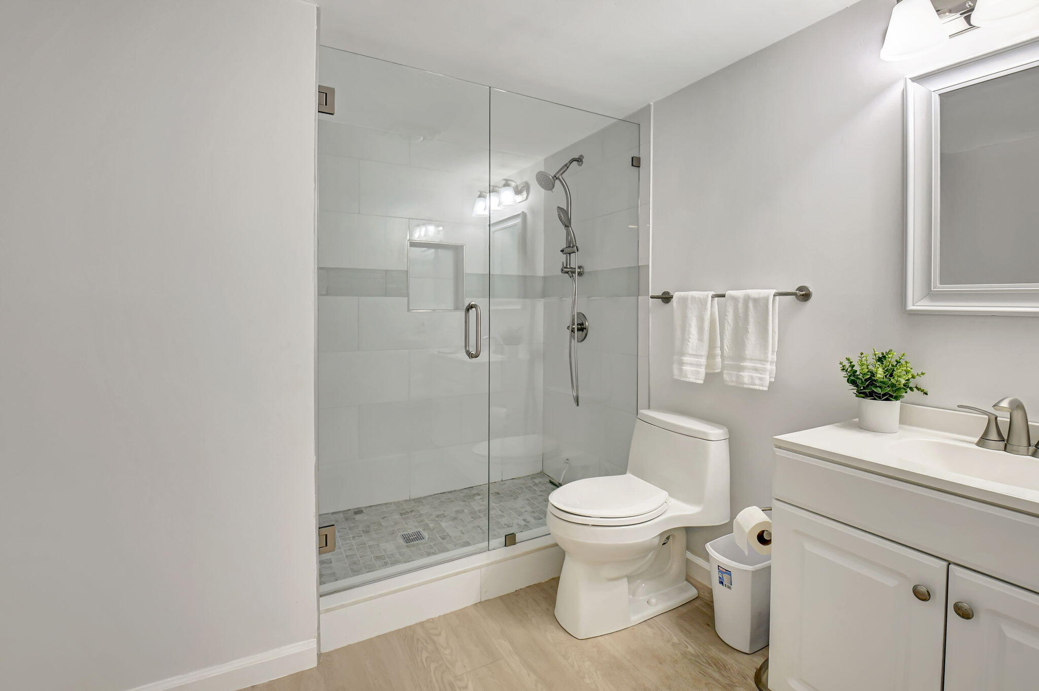 8315 Casa Del Lago, Unit F Boca Raton, FL 33433 - Photo 26 of 55 27-web-or-mls-DSC_7637
