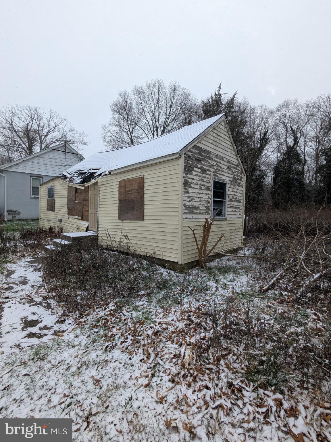 214 Jericho Road Bridgeton, NJ 08302 - Photo 2 of 11 a house view with a backyard space