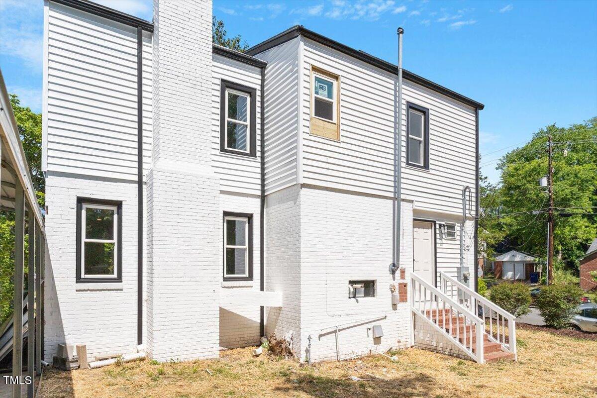 134 Nelson Street Durham, NC 27707 - Photo 25 of 26 134 Nelson Street Durham NC 27707 5 Coss
