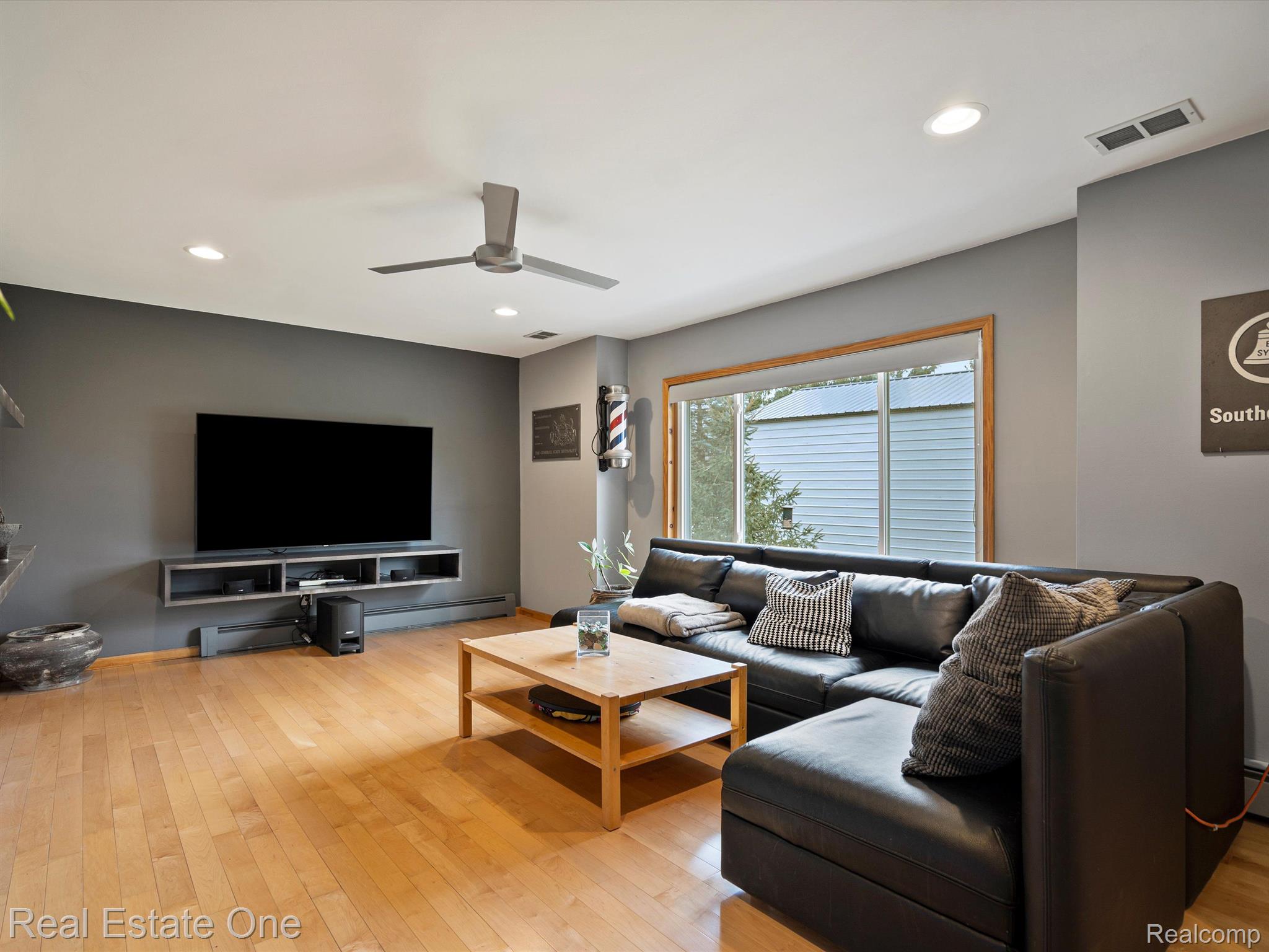 1675 South Baldwin Road Oxford, MI 48371 - Photo 5 of 49 Gallery Image 5