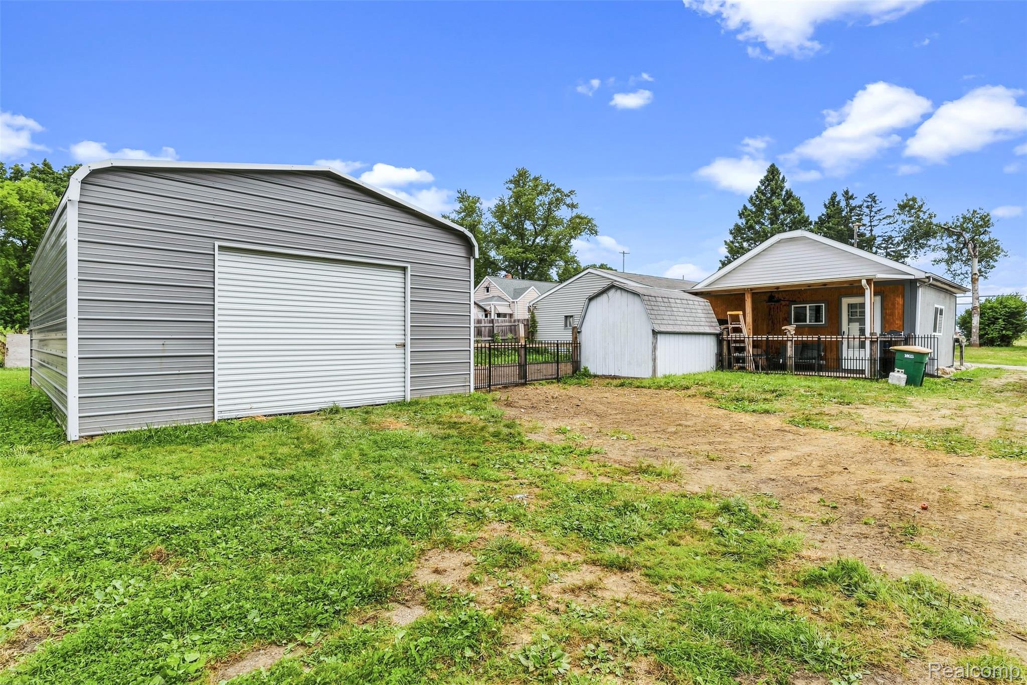 6163 North State Road Davison, MI 48423 - Photo 35 of 45 35_dsc01535.jpg