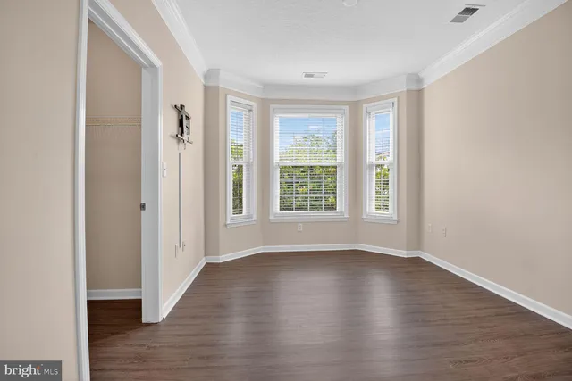 $399,900 | 503 Sunset View Terrace Southeast, Unit 208, Leesburg, VA 20175