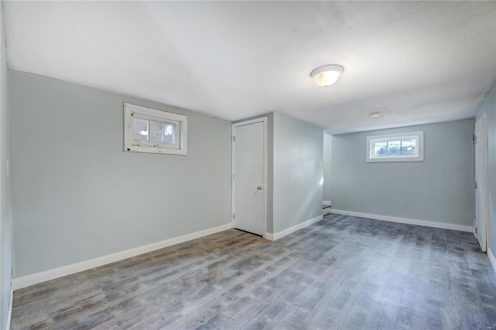 2998 Ridgeway Avenue St. Louis, MO 63114 - Photo 13 of 21 Gallery Image 13