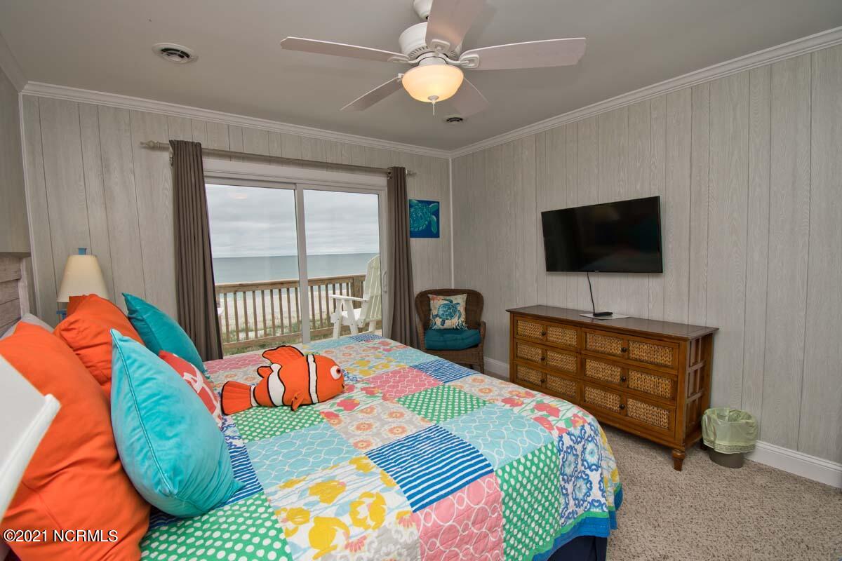 4105 Ocean Drive, Unit E & W Emerald Isle, NC 28594 - Photo 48 of 72 West - Bedroom 2 - Oceanfront - King Bed - View 2
