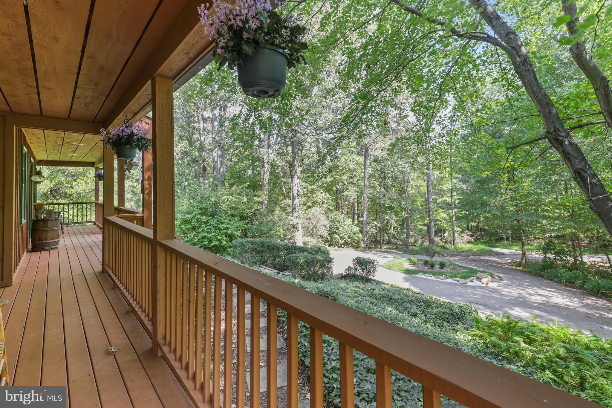 15721 Yeoho Road Sparks, MD 21152 - Photo 7 of 71