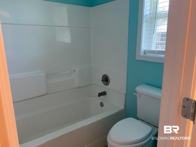 211 14th Avenue Atmore, AL 36502 - Photo 16 of 32 Master Bathroom