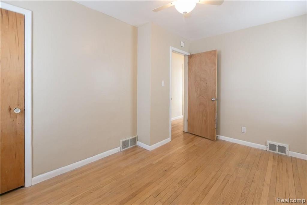 724 Princeton Road Berkley, MI 48072 - Photo 26 of 47