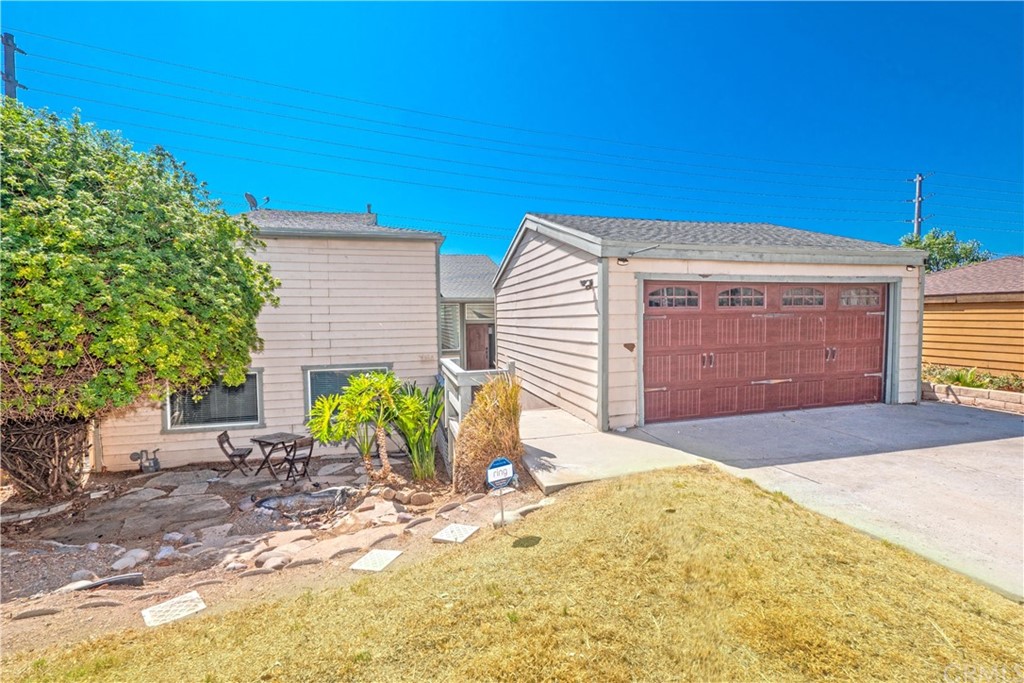 3240 Gibraltar Dr. Riverside, CA 92506 - Photo 3 of 50