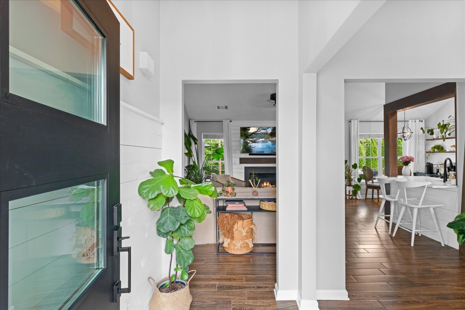 3715 Ivanora Drive Spring Hill, TN 37174 - Photo 7 of 74 a dining room filled with furniture
