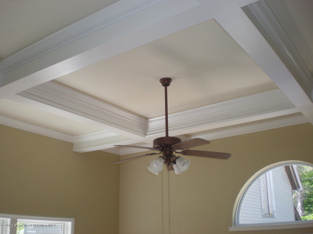 1520 Ledgedale Road Lake Ariel, PA 18436 - Photo 6 of 8 Gallery Image 6