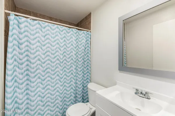 $2,200 | 4439 East Hidalgo Avenue, Phoenix, AZ 85040