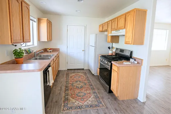 $1,675 | 7174 East Burro Lane, Unit 2, Prescott Valley, AZ 86314