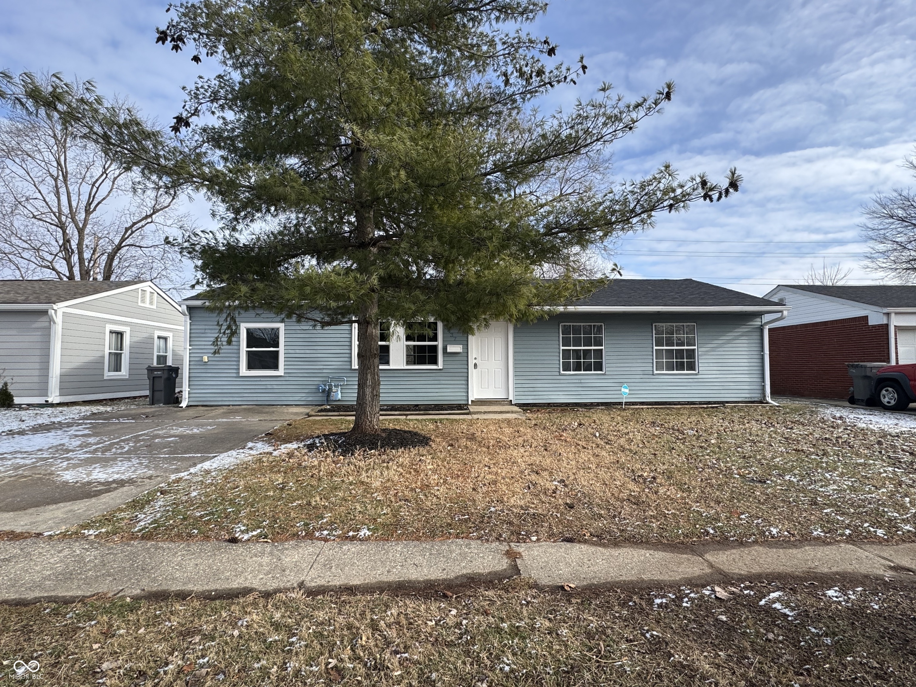 3437 Allison Avenue Indianapolis, IN 46224 - Photo 2 of 27