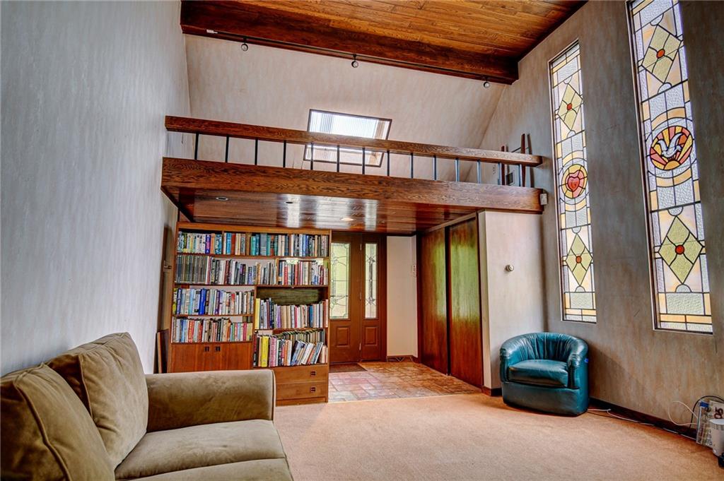 110 Cherry Valley Road Pittsburgh, PA 15221 - Photo 11 of 25 Gallery Image 11