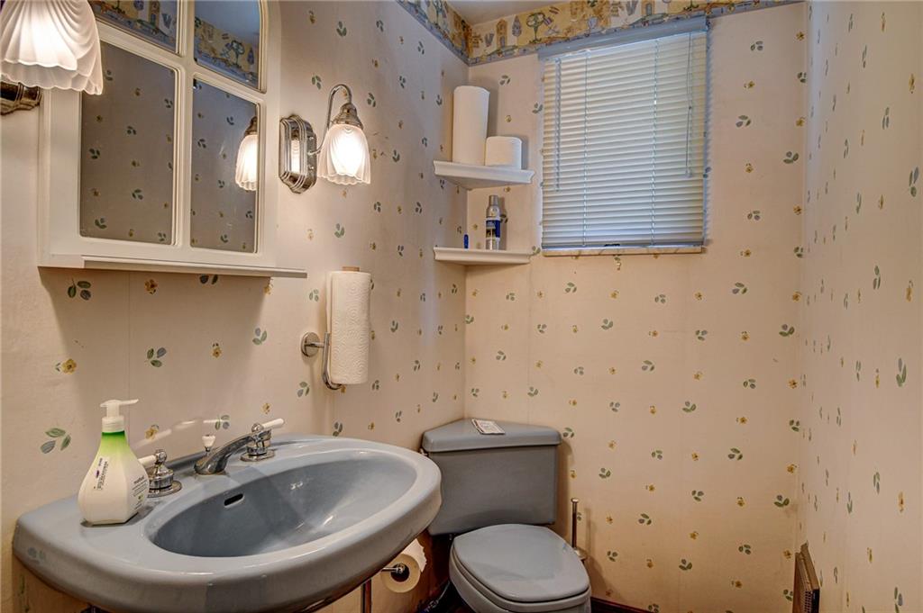 110 Cherry Valley Road Pittsburgh, PA 15221 - Photo 14 of 25 Gallery Image 14