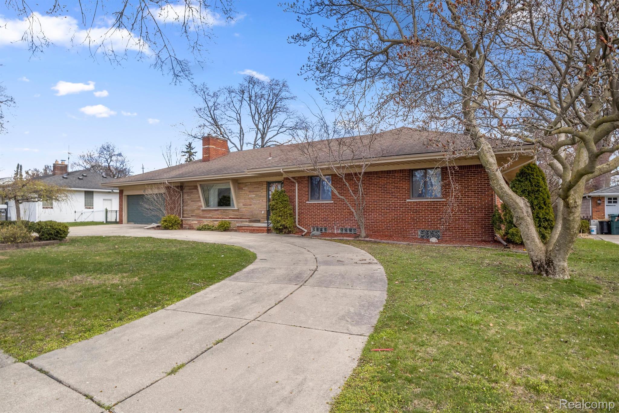 451 South Gulley Road Dearborn, MI 48124 - Photo 2 of 41 Front of Home