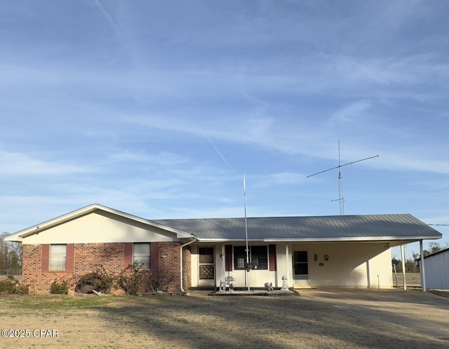 2386 Phillips Road Cottondale, FL 32431 - Photo 2 of 46