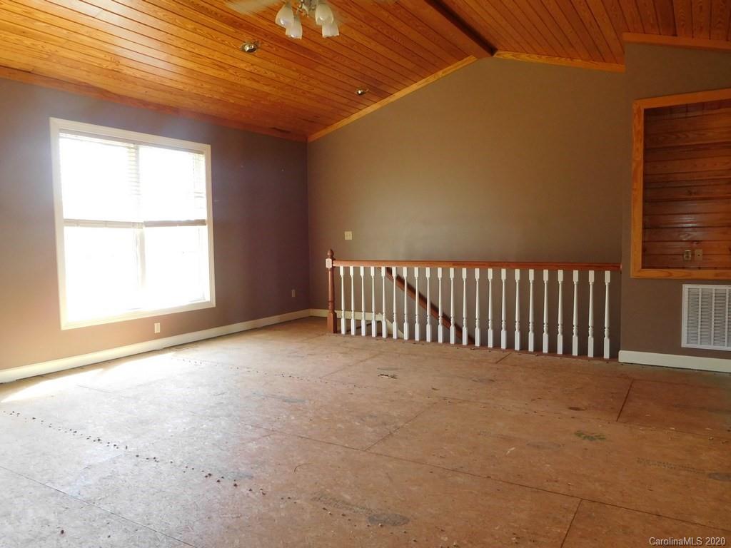 5060 Dobbins Road Crouse, NC 28033 - Photo 3 of 30 Gallery Image 3