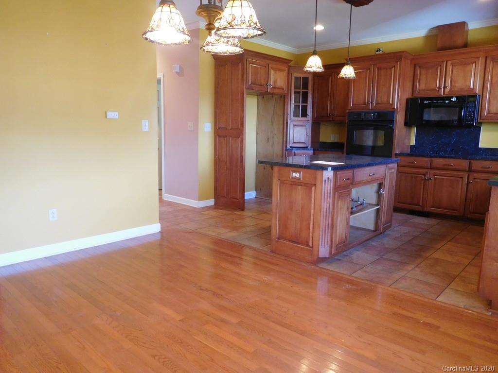 5060 Dobbins Road Crouse, NC 28033 - Photo 7 of 30 Gallery Image 7