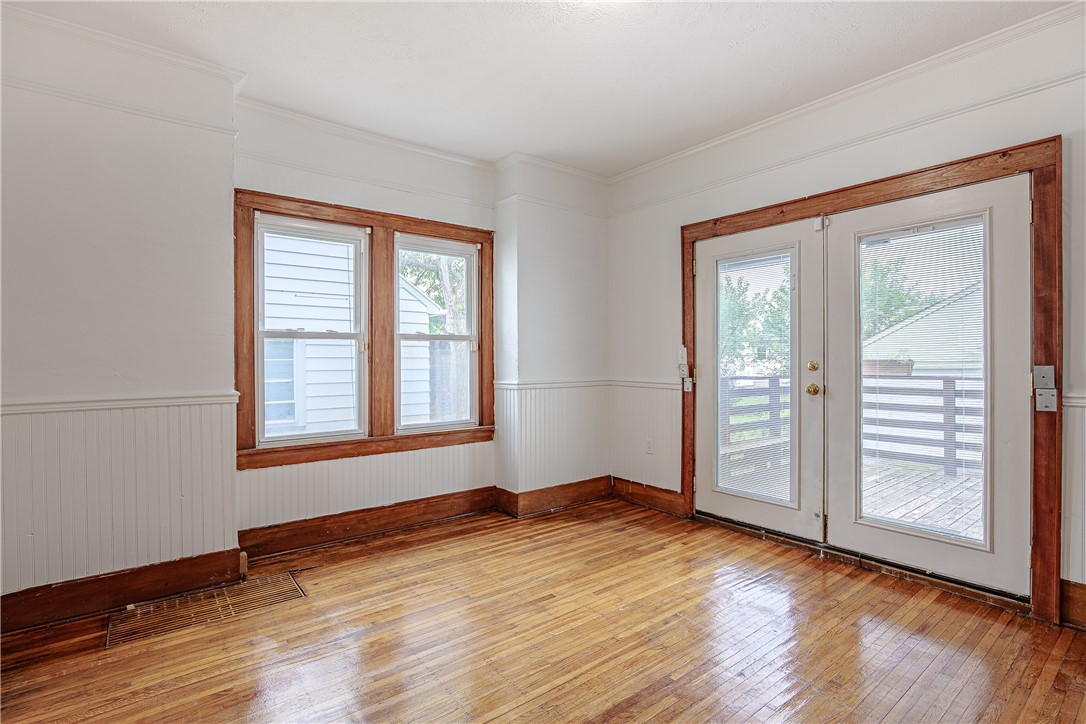 19 Traver Circle Rochester, NY 14609 - Photo 16 of 43 Gallery Image 16