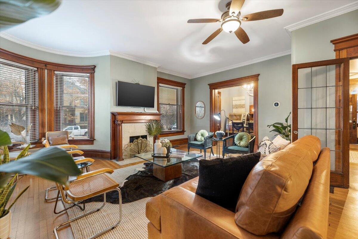 1062 Bryden Road Columbus, OH 43205 - Photo 16 of 68 06-Living Room-1062 Bryden Rd -26