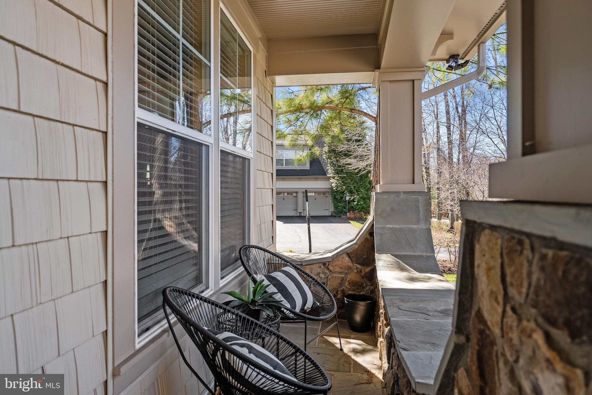 14521 Bluff Point Court Gainesville, VA 20155 - Photo 8 of 78