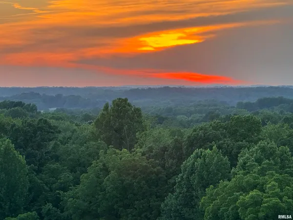 $575,000 | 800 South Green Street, Anna, IL 62906