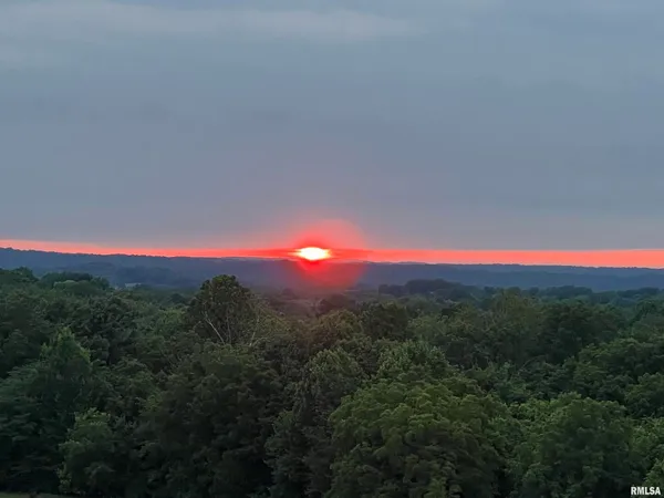 $575,000 | 800 South Green Street, Anna, IL 62906