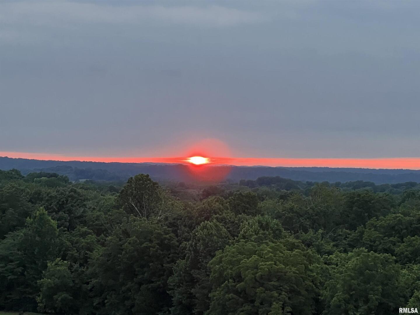 800 South Green Street Anna, IL 62906 - Photo 44 of 44 a view of sunset and green space