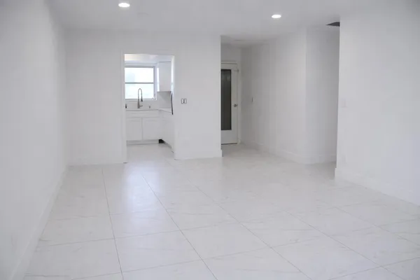 $1,900 | 2531 Barkley Drive West, Unit D, West Palm Beach, FL 33415