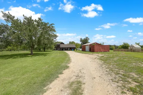 $665,500 | 571 Balch Road, Elgin, TX 78621
