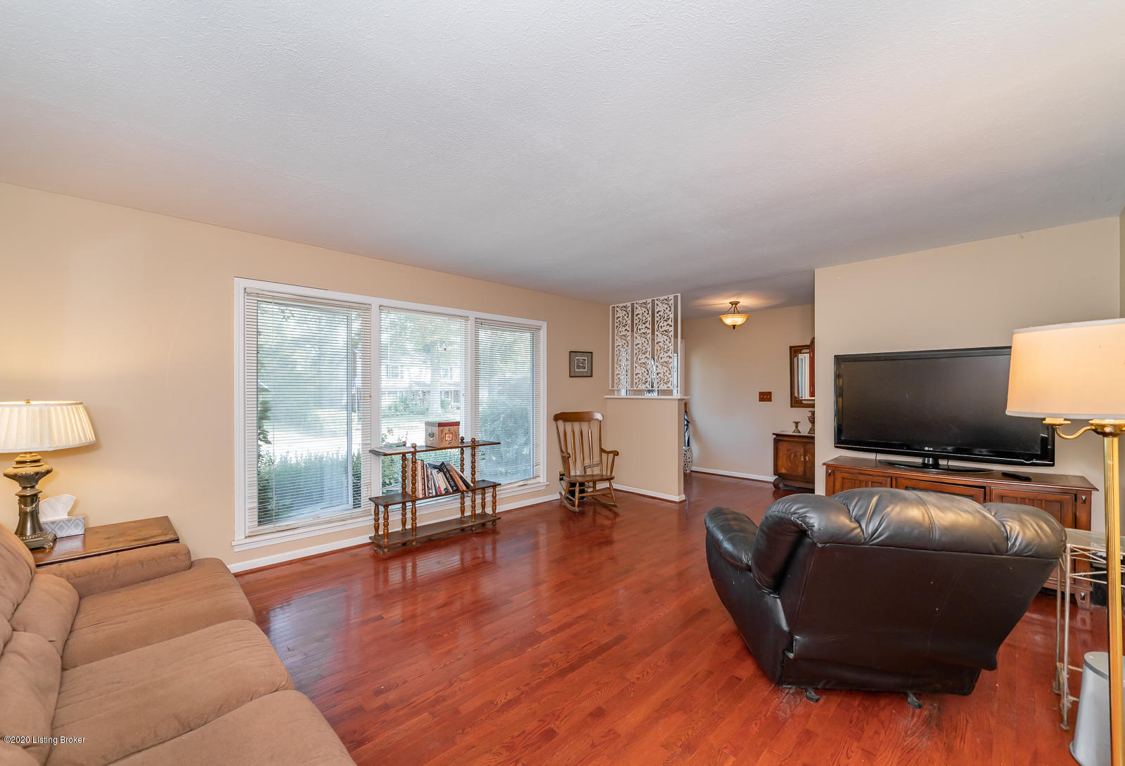10212 Nanka Road Louisville, KY 40272 - Photo 2 of 42 10212 Nanka Rd L-23