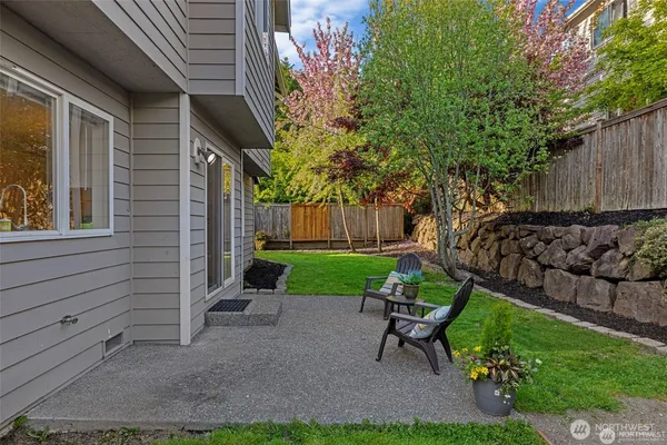 $949,000 | 2229 150th Place Southwest, Lynnwood, WA 98087