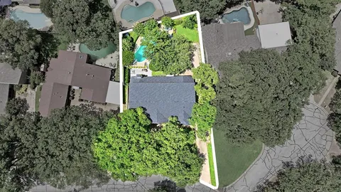 $699,999 | 1809 Southpark Drive, Arlington, TX 76013