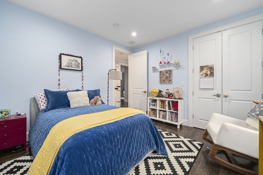 11 Woodhaven Road Newton, MA 02468 - Photo 24 of 42