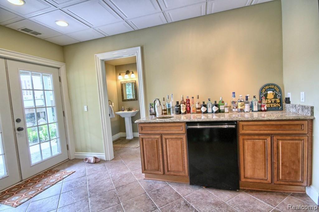 2266 Rochester Road Leonard, MI 48367 - Photo 21 of 30 Finished_Lower_Level_Wet_Bar.jpg