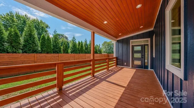 $899,000 | 133 South Grove Street, Asheville, NC 28801