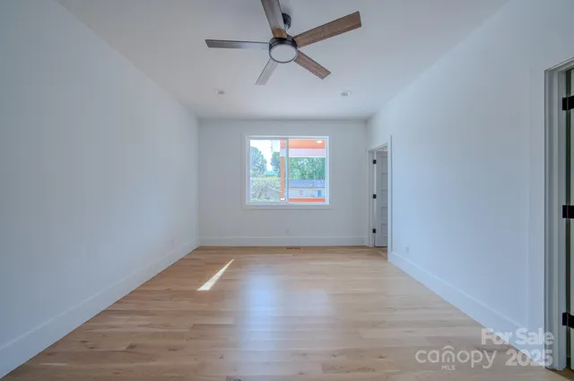 $899,000 | 133 South Grove Street, Asheville, NC 28801