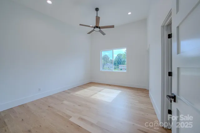 $899,000 | 133 South Grove Street, Asheville, NC 28801