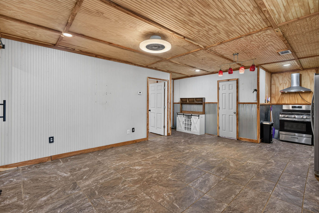 110 8th Street Muldrow, OK 74948 - Photo 4 of 26 Gallery Image 4