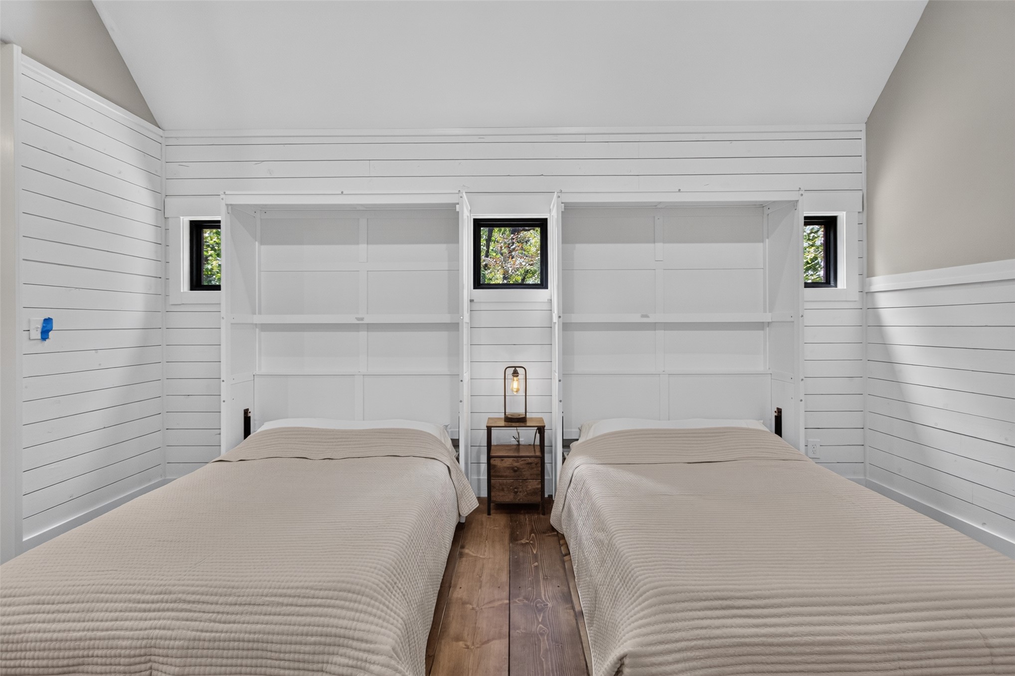 13063 East 403 Road Spavinaw, OK 74366 - Photo 11 of 25 Murphy beds