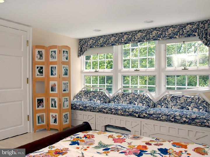 8 Newlin Road Princeton, NJ 08540 - Photo 14 of 22 Gallery Image 14