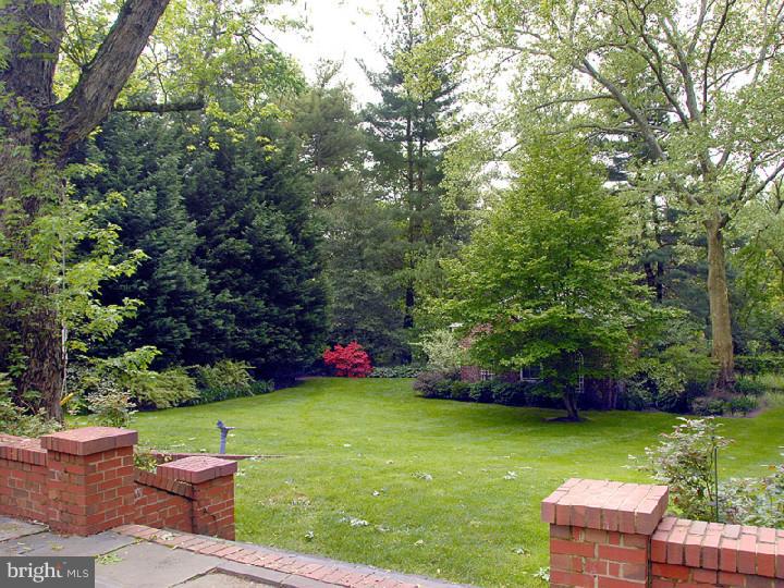 8 Newlin Road Princeton, NJ 08540 - Photo 20 of 22 Gallery Image 20