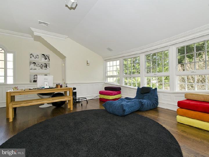 8 Newlin Road Princeton, NJ 08540 - Photo 9 of 22 Gallery Image 9