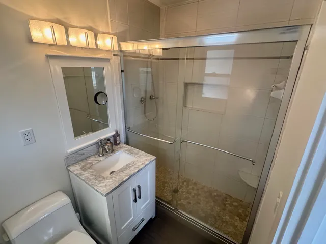 $3,700 | Undisclosed Address, Lake Worth, FL 33461