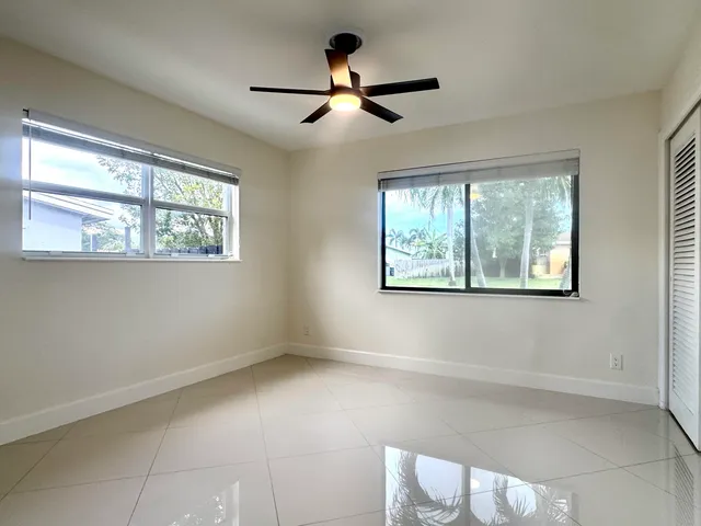 $3,700 | Undisclosed Address, Lake Worth, FL 33461