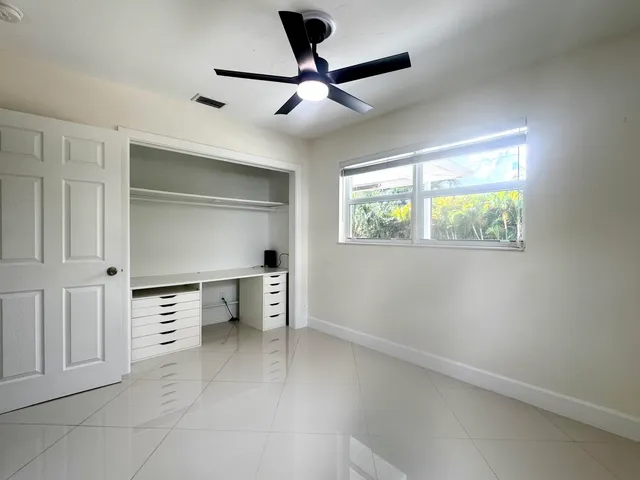 $3,700 | Undisclosed Address, Lake Worth, FL 33461
